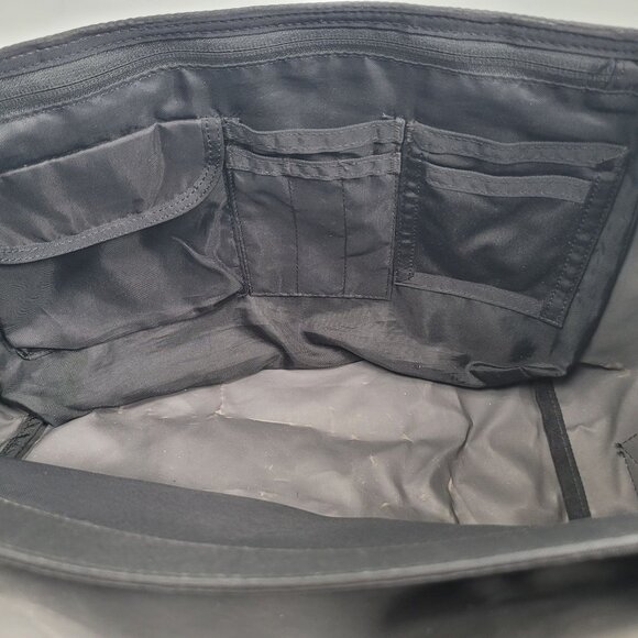 Timbuk2 Classic Black Messenger Bag With Adjustable Strap - Picture 10 of 12